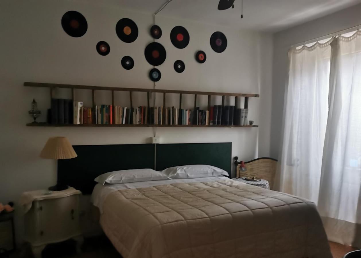 B&B Lamagia Di Corte Moronati Sirmione Exteriér fotografie