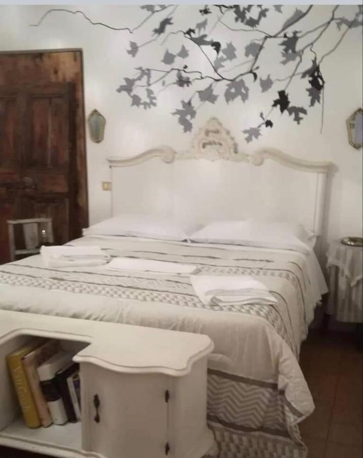 B&B Lamagia Di Corte Moronati Sirmione Exteriér fotografie