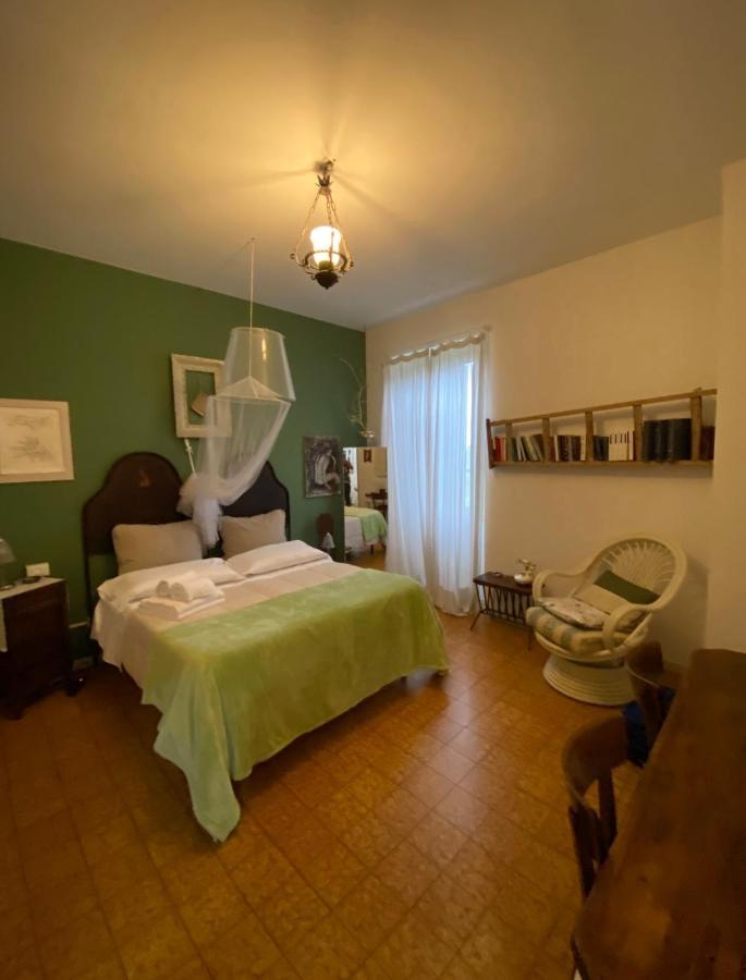B&B Lamagia Di Corte Moronati Sirmione Exteriér fotografie